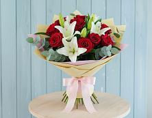 Букет цветов из:  Лилии и Розы в Иловле