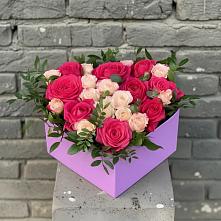 Цветочная композиция из Розы в коробке в Иловле