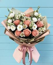 Букет цветов из:  Розы, Альстромерии и Лизиантусы в Иловле