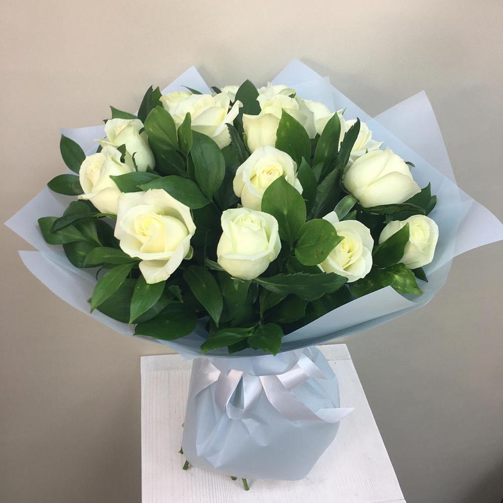 Букет 15 Белых роз Проуд в Иловле