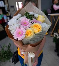 Букет цветов из:  Герберы, Розы и Хризантемы в Иловле