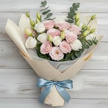 Букет цветов из:  Лизиантусы в Иловле