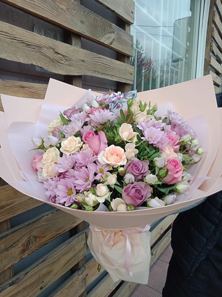 Букет цветов из: Розы и Хризантемы в Иловле