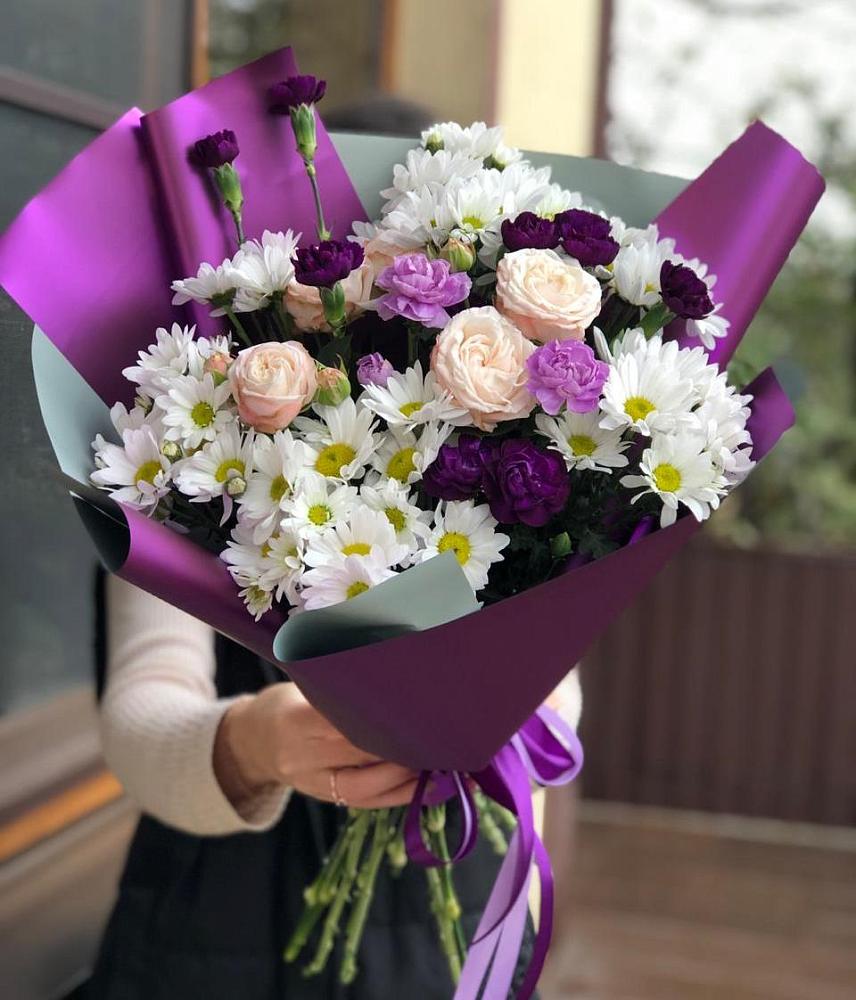 Букет цветов из: Хризантемы, Гвоздики и Розы в Иловле