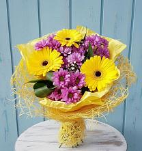Букет цветов из:  Хризантемы и Герберы в Иловле