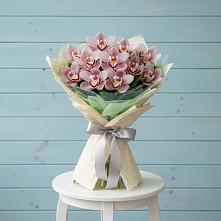 Букет цветов из:  Орхидеи и Розы в Иловле