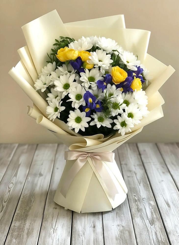 Букет цветов из: Ирисы, Хризантемы и Розы в Иловле